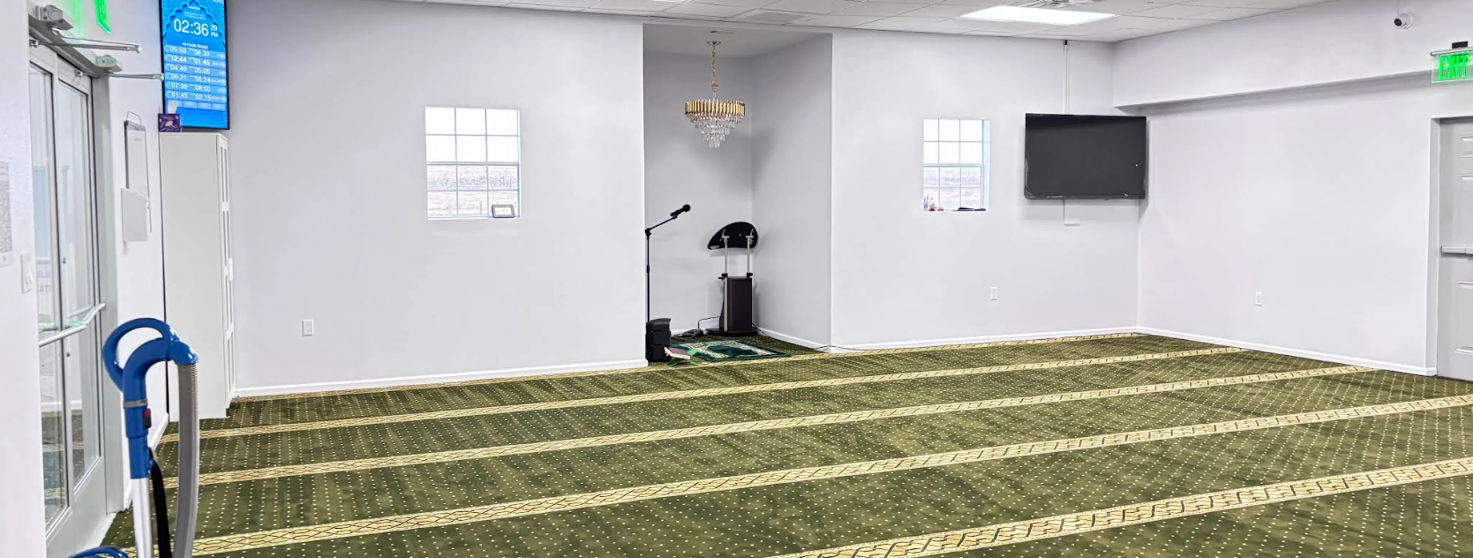 Exterior view of Masjid Al Huda Manor building